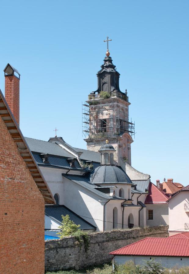 Гетьманські Палати , Старе Місто, 2 Спальні, Балкон-Тераса , 85 М Кв Kamianets-Podilskyi Luaran gambar