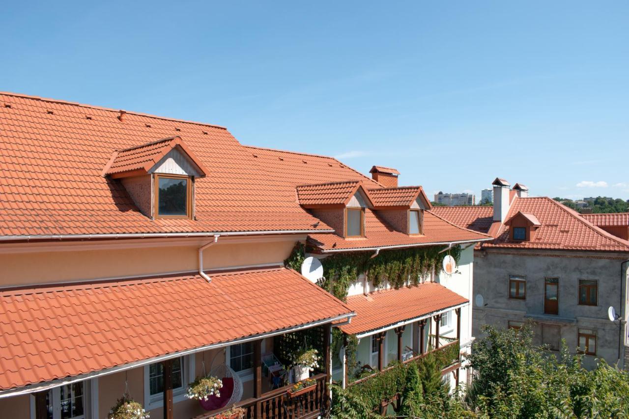 Гетьманські Палати , Старе Місто, 2 Спальні, Балкон-Тераса , 85 М Кв Kamianets-Podilskyi Luaran gambar