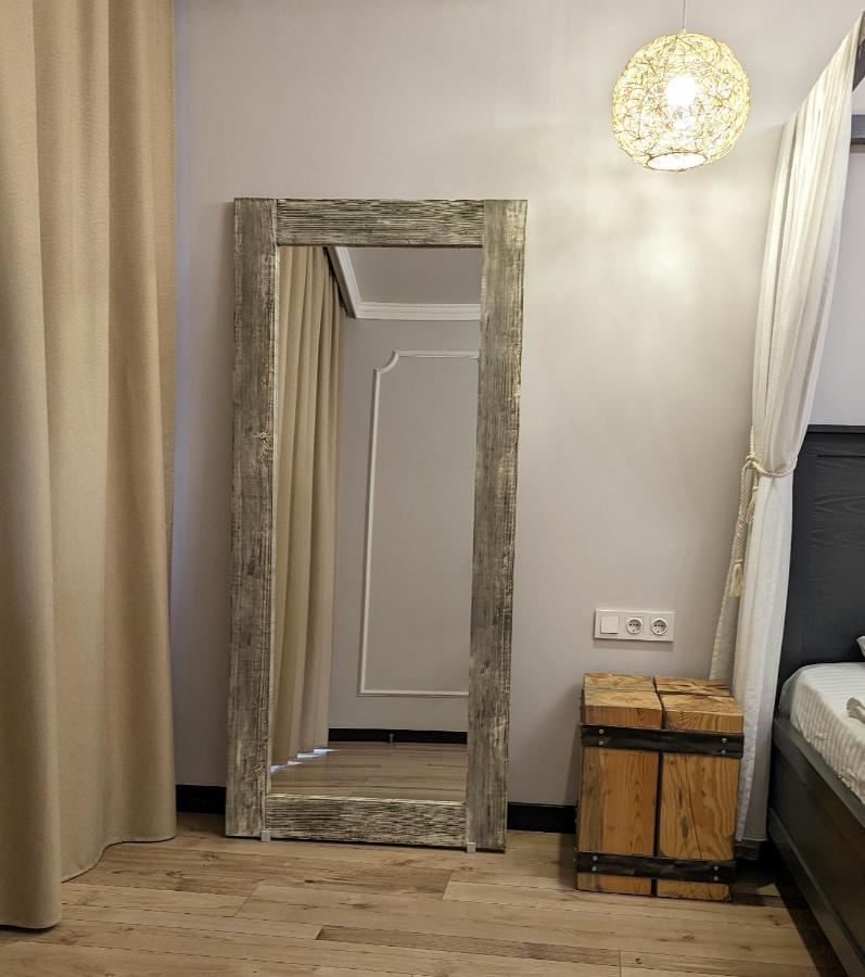 Гетьманські Палати , Старе Місто, 2 Спальні, Балкон-Тераса , 85 М Кв Kamianets-Podilskyi Luaran gambar